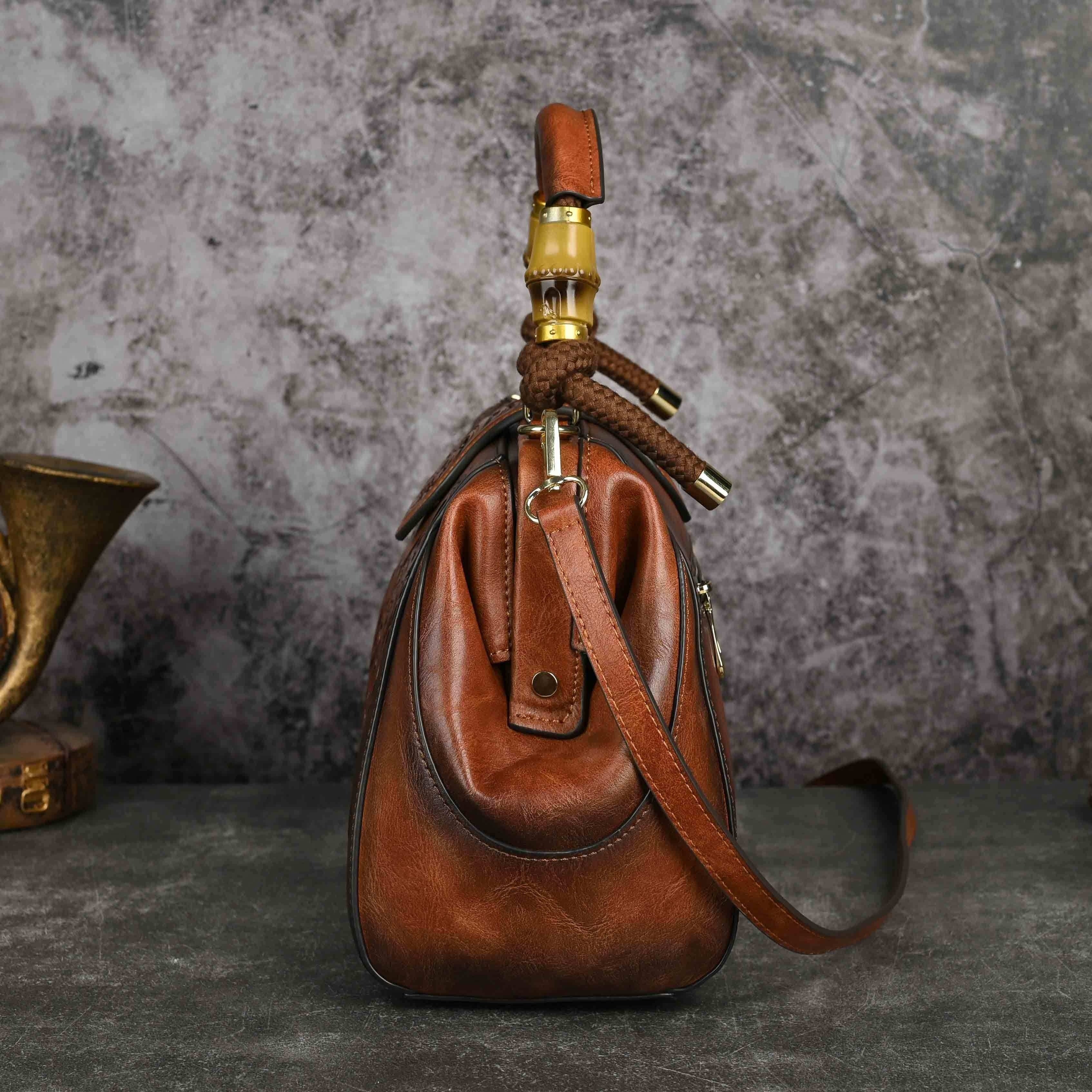 Dorothy™ | Argyle Messenger Bag - Image 10